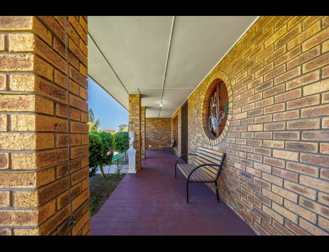 4 BEDROOM HOUSE FOR SALE IN SONEIKE